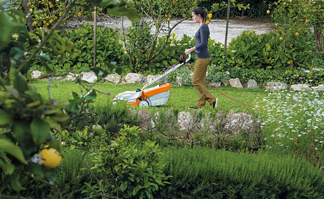 Kosiarka elektryczna STIHL RME 235 agroveo Kosiarka elektryczna STIHL RME 235 agroveo