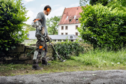 Nożyce do zarośli STIHL FH-KM 145°