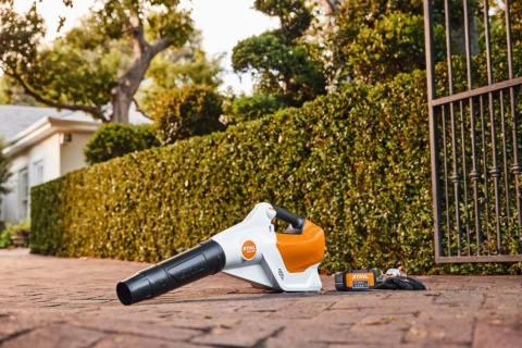 Dmuchawa akumulatorowa STIHL BGA 160