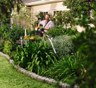 KombiMotor STIHL KMA 80 R, bez akumulatora i ładowarki