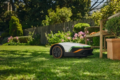Robot koszący STIHL iMOW 7