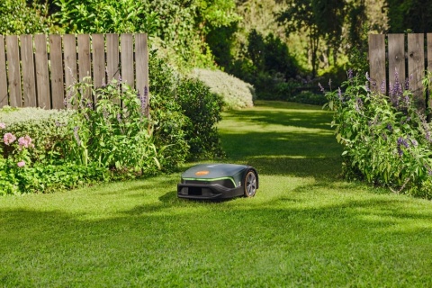 Robot koszący STIHL iMOW 7 EVO